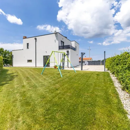 Superiore In Jakovici * Tinjan