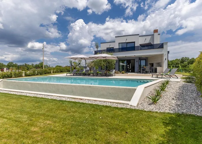 Superiore In Jakovici Vila Tinjan